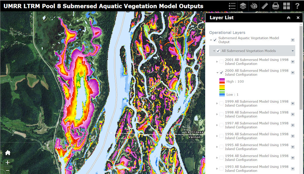 Figure 5. ArcGIS Online website depicting submersed aquatic vegetation from the "2000 - All Submergent Vegetation" and "2000 UMRR LTRM Land Cover/Land Use".